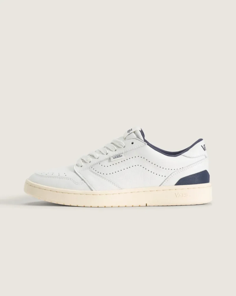 נעלי סניקרס Court Low